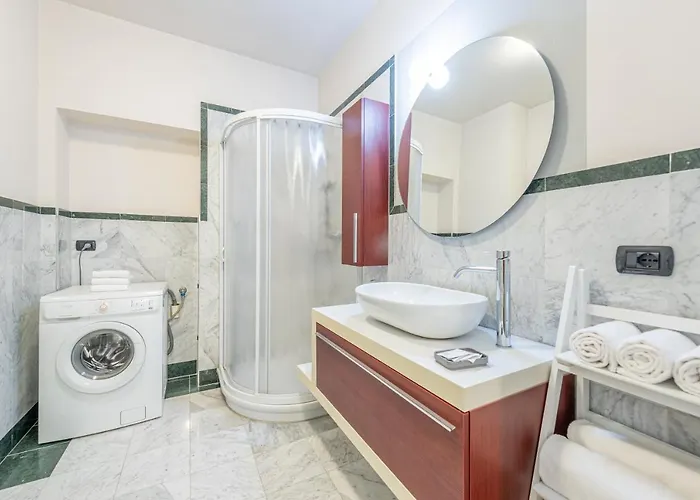 Divino * Alba (Piedmont)